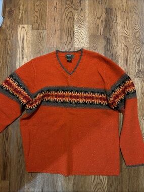 Eddie Bauer Orange V-Neck Patterned Women’s Sweater